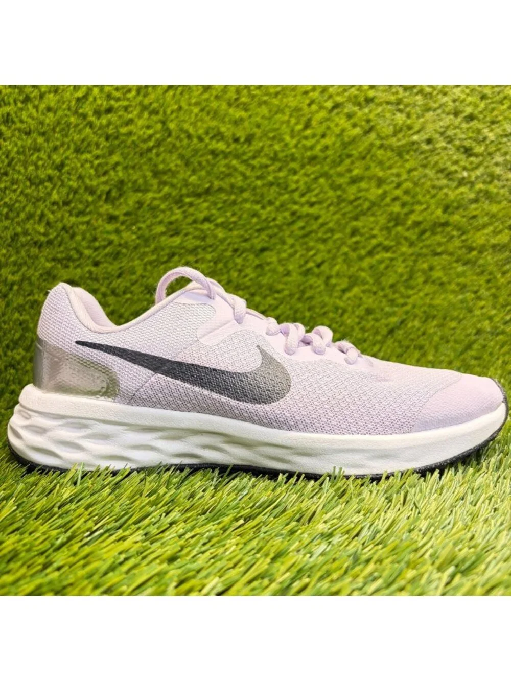Nike Revolution 6 Girls Size 5Y Purple Running Athletic Walking Shoes Sneakers